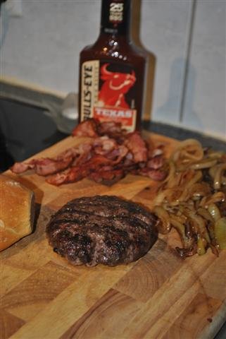 Burgerz 013 (Small).jpg