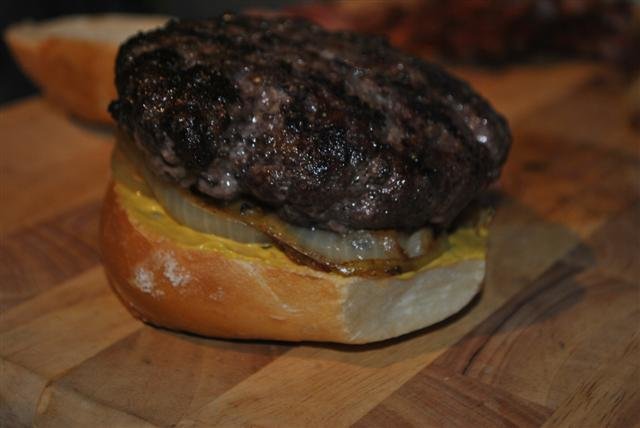 Burgerz 014 (Small).jpg
