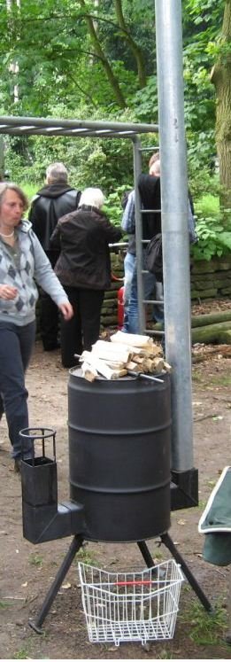 Laternenmast am Grill.JPG