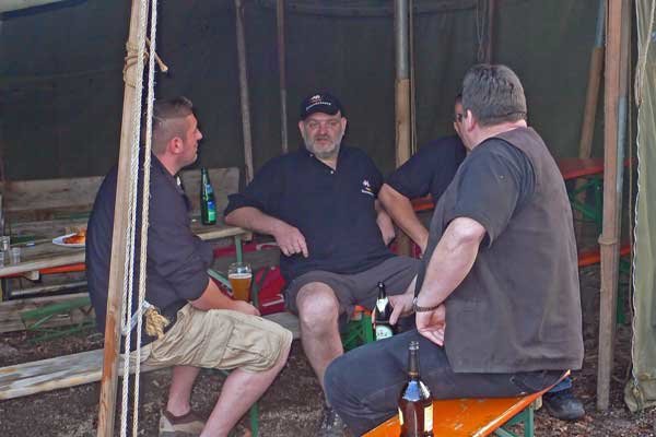 82212d1276423464-bilder-vom-barbecue-piraten-offlinetreffen-2010-l1050060.jpg