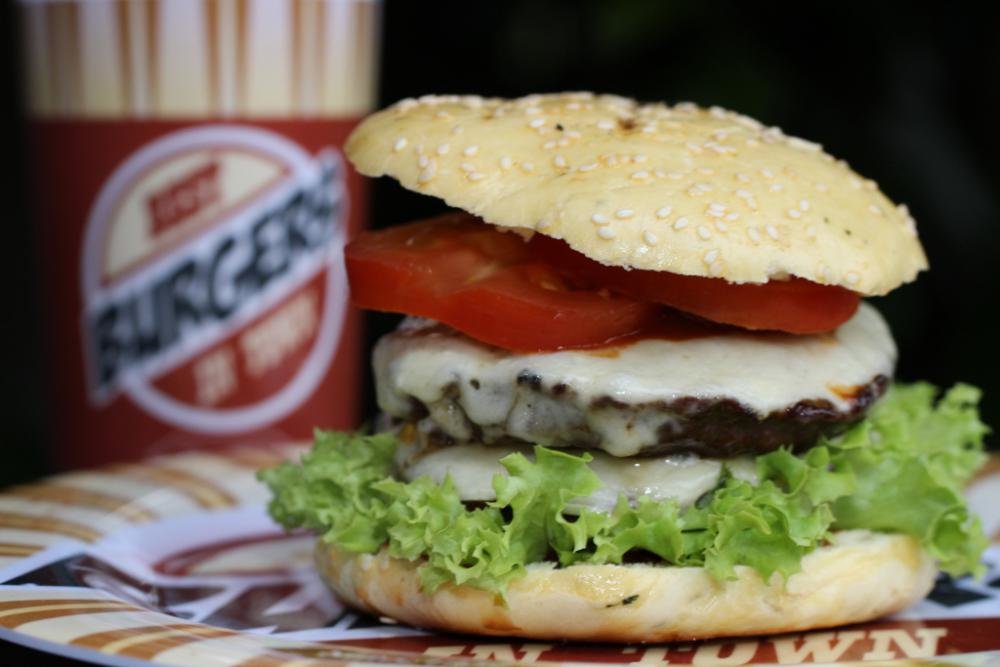 Burger 80.jpg
