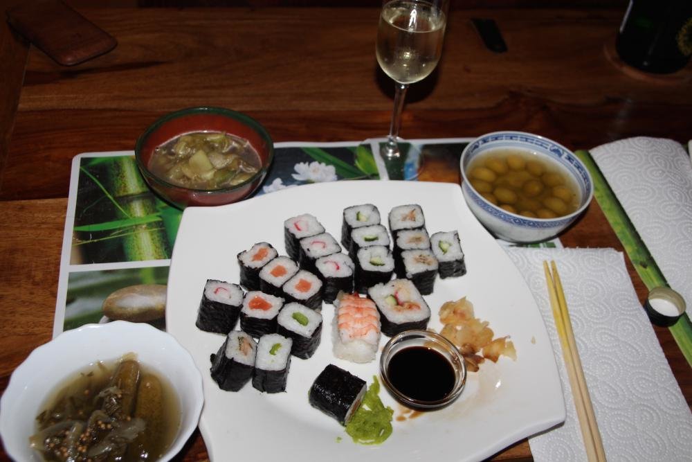 Sushi-1.jpg