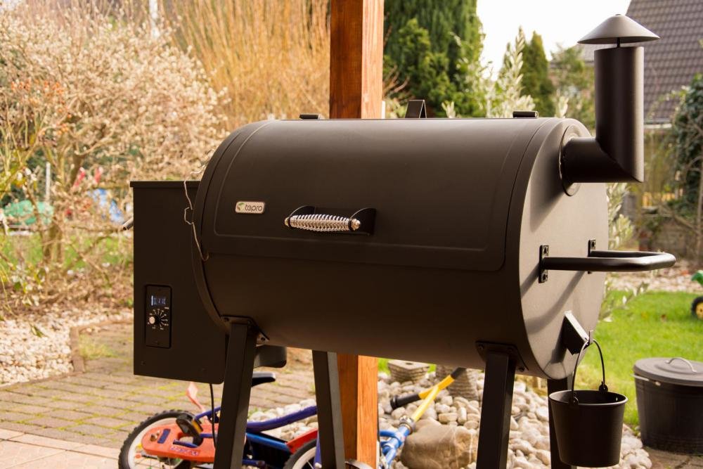 Redmountain BBQ Tepro Pelletsmoker.jpg