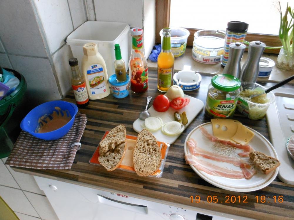 Burger 05 012001.jpg