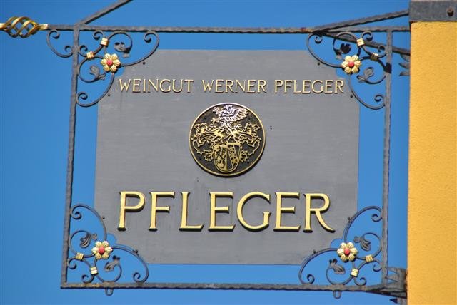 Weingut Werner Pfleger 003 (Small).jpg