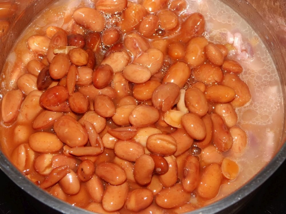 08_Chili-Bohnen_im_Topf.jpg