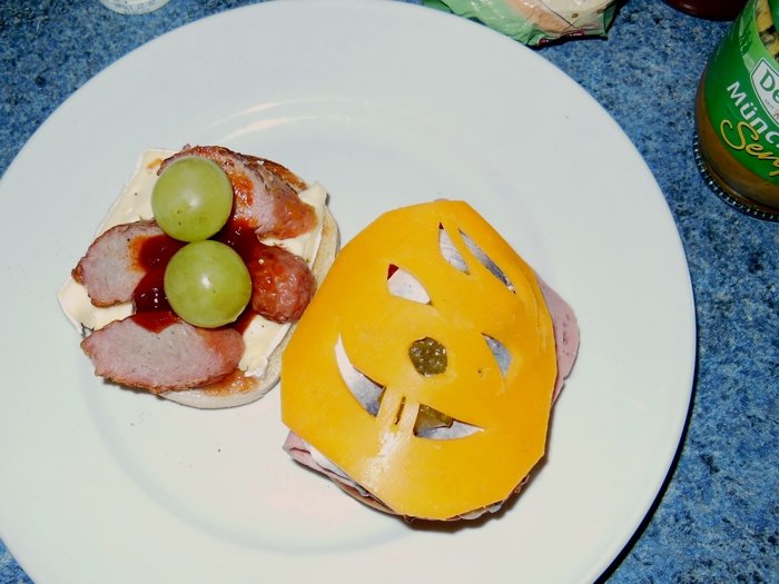 13 Cheddar.jpg