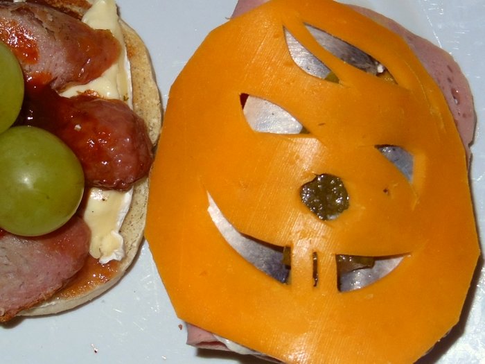 14 Cheddar.jpg