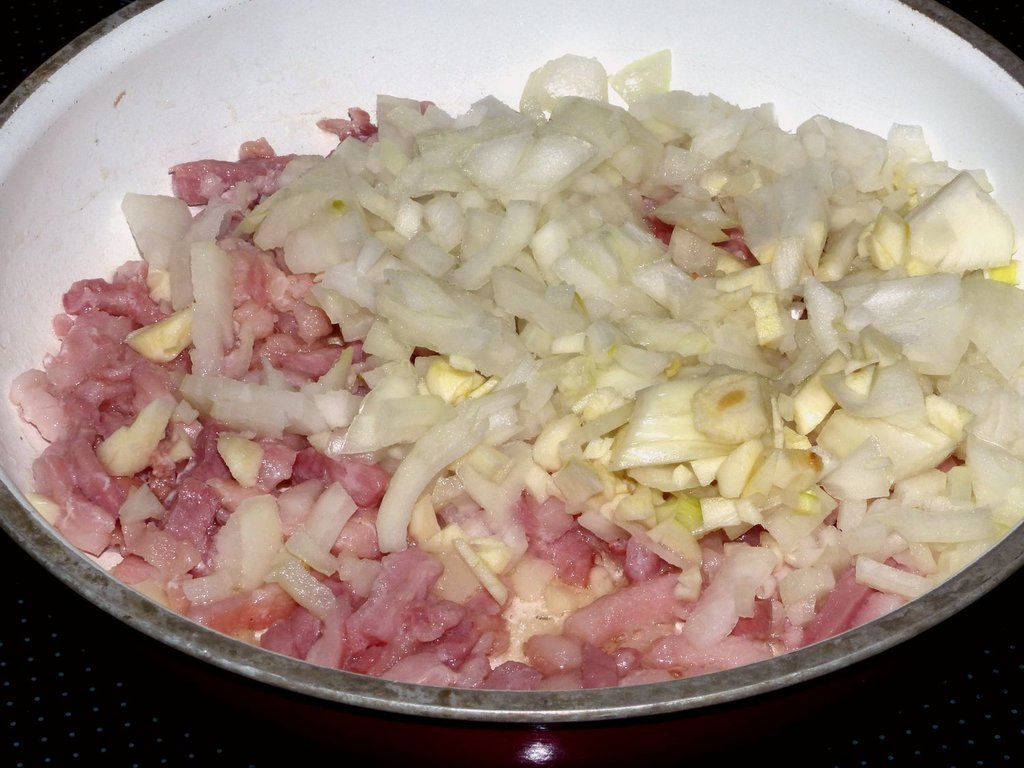02 Zwiebeln Knoblauch.jpg 02 Zwiebeln Knoblauch.jpg