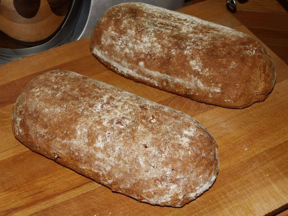 01_Dinkelbrot.jpg