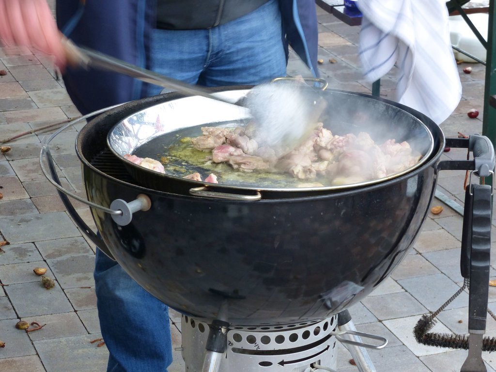 04 Paella 1.jpg