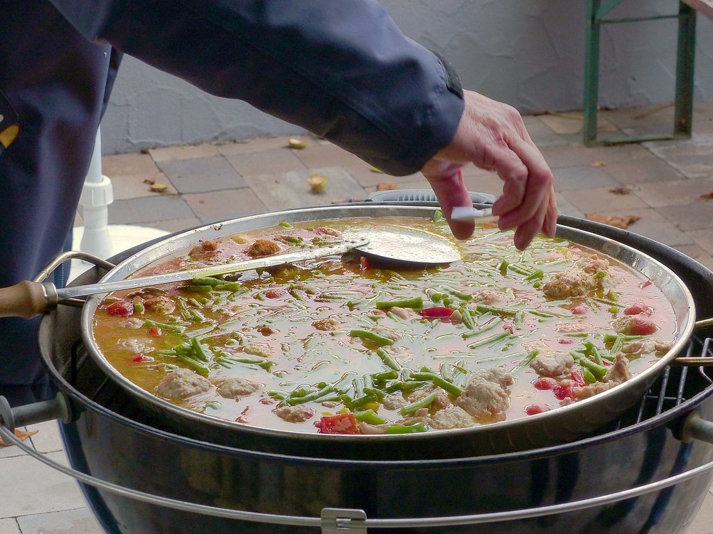 04 Paella 5.jpg
