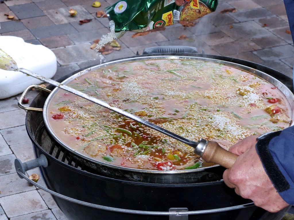 04 Paella 6.jpg