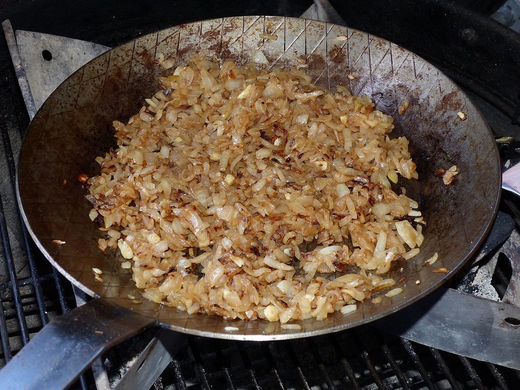 02 Zwiebel Knoblauch.jpg