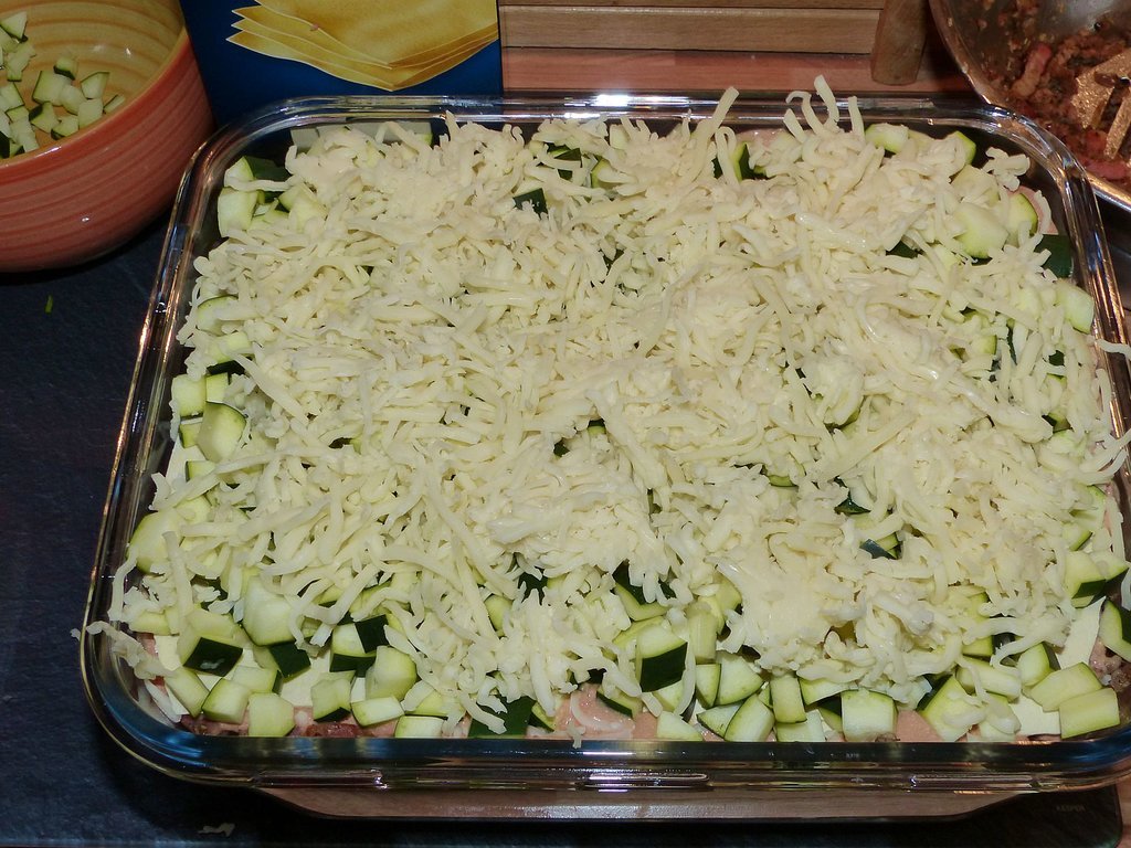 20 Aufbau 11 Zucchini Käse.jpg
