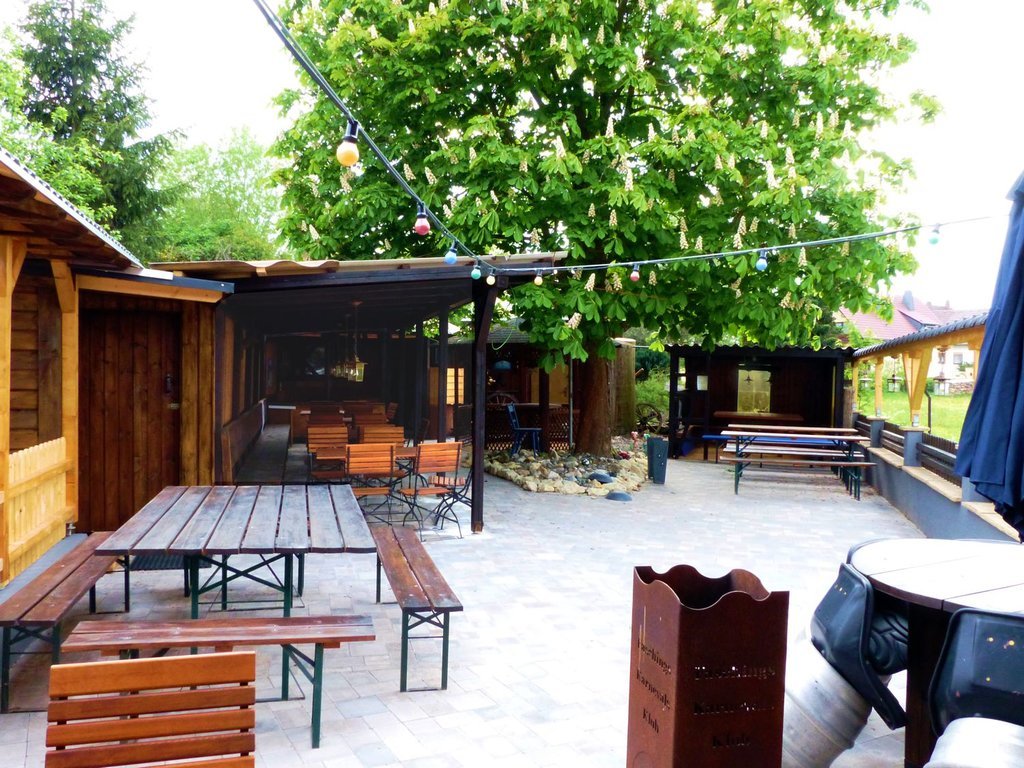 Biergarten 5.jpg Biergarten 5.jpg