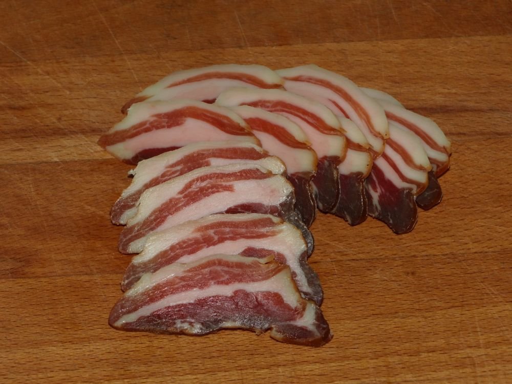 02_Speck_geschnitten.jpg