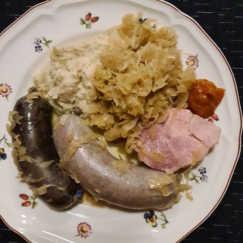 20230319_194218.jpg