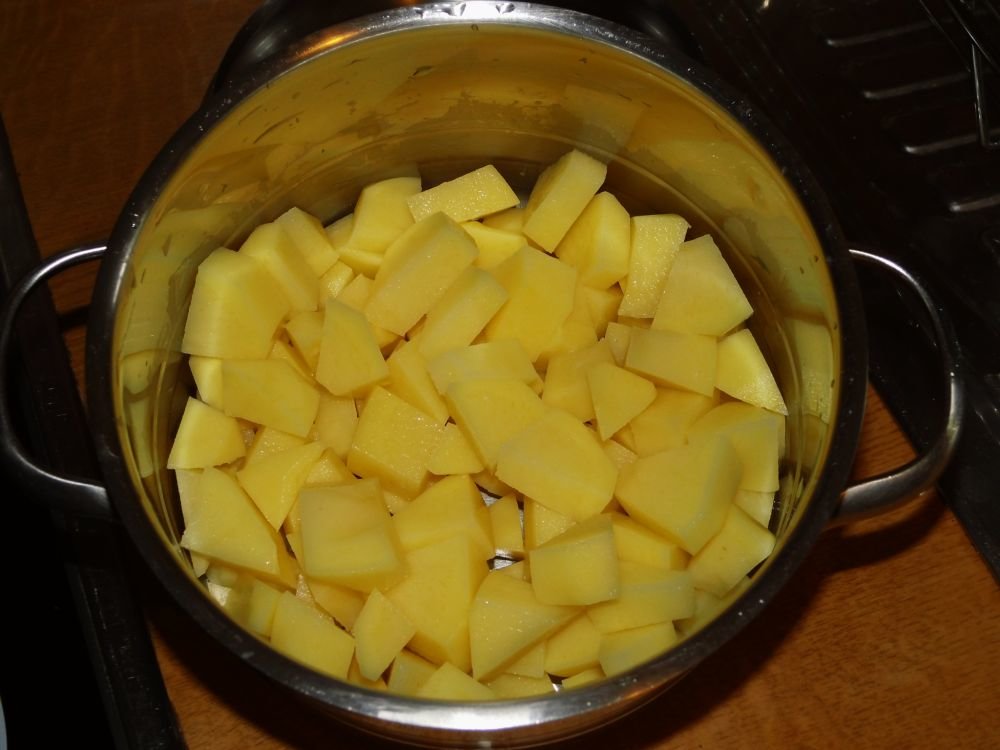 2_geschnittene_Kartoffeln.jpg