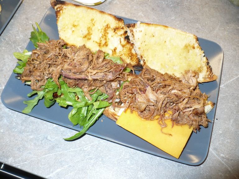 PulledPorkSandwich13n.jpg