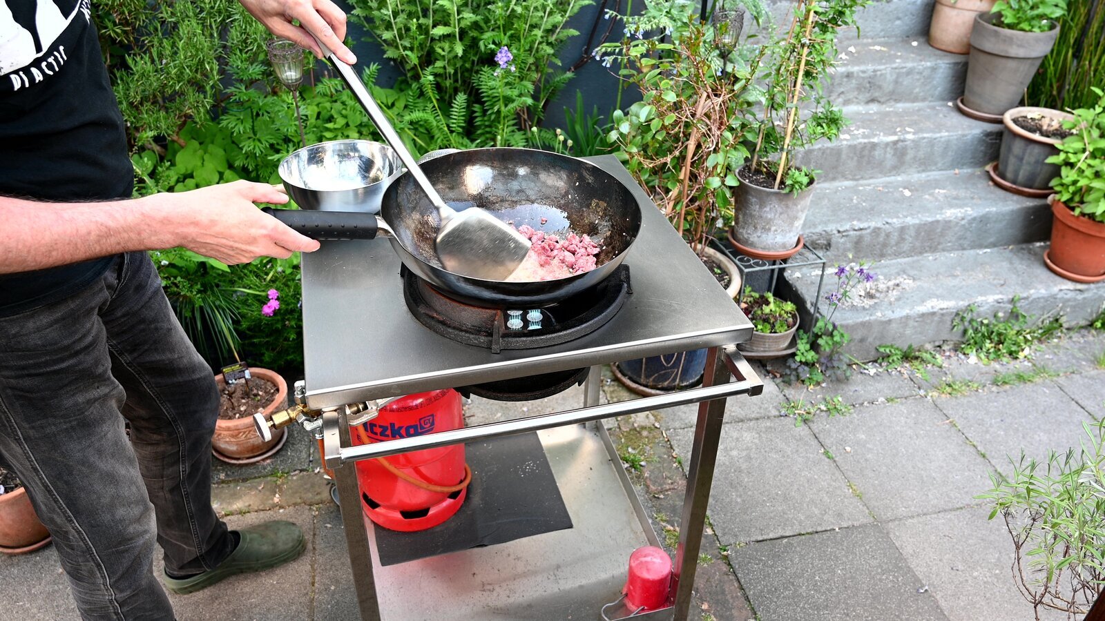 vlcsnap-2025-05-13-20h27m02s758.jpg