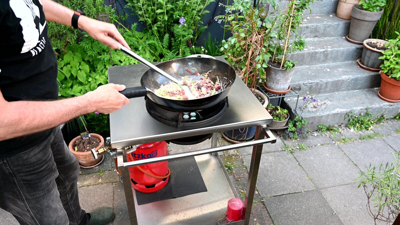 vlcsnap-2025-05-13-20h27m35s030.jpg