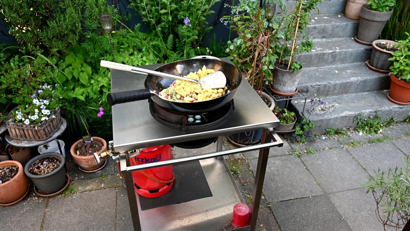 vlcsnap-2025-05-13-20h27m38s649.jpg