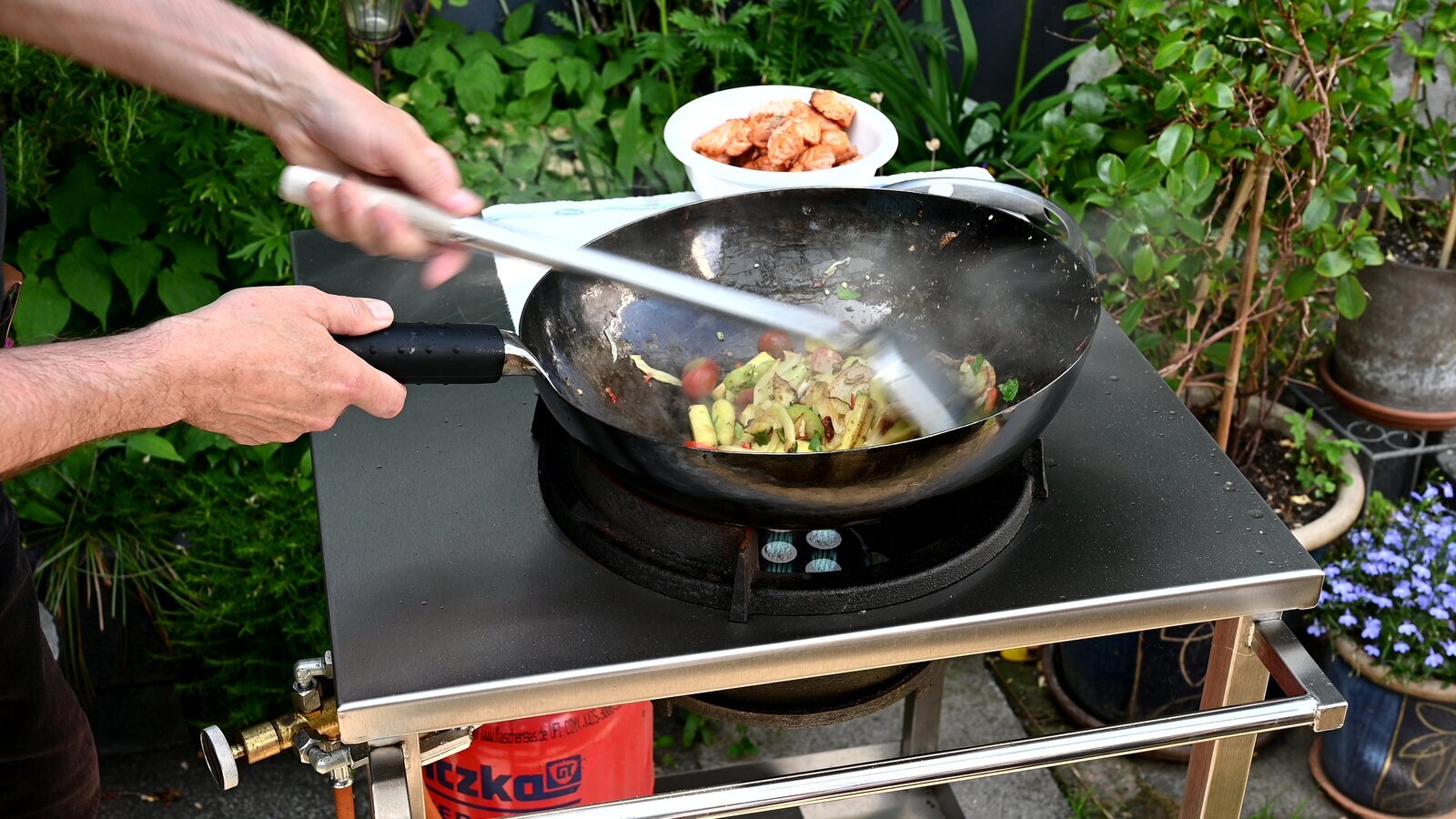 vlcsnap-2025-06-12-21h13m04s370.jpg