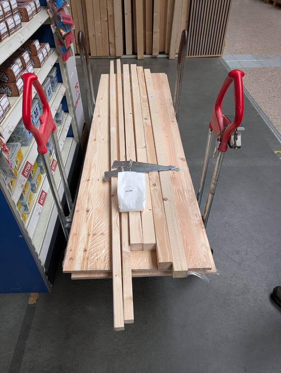 PXL_20251031_094445180.jpg PXL_20251031_094445180.jpg